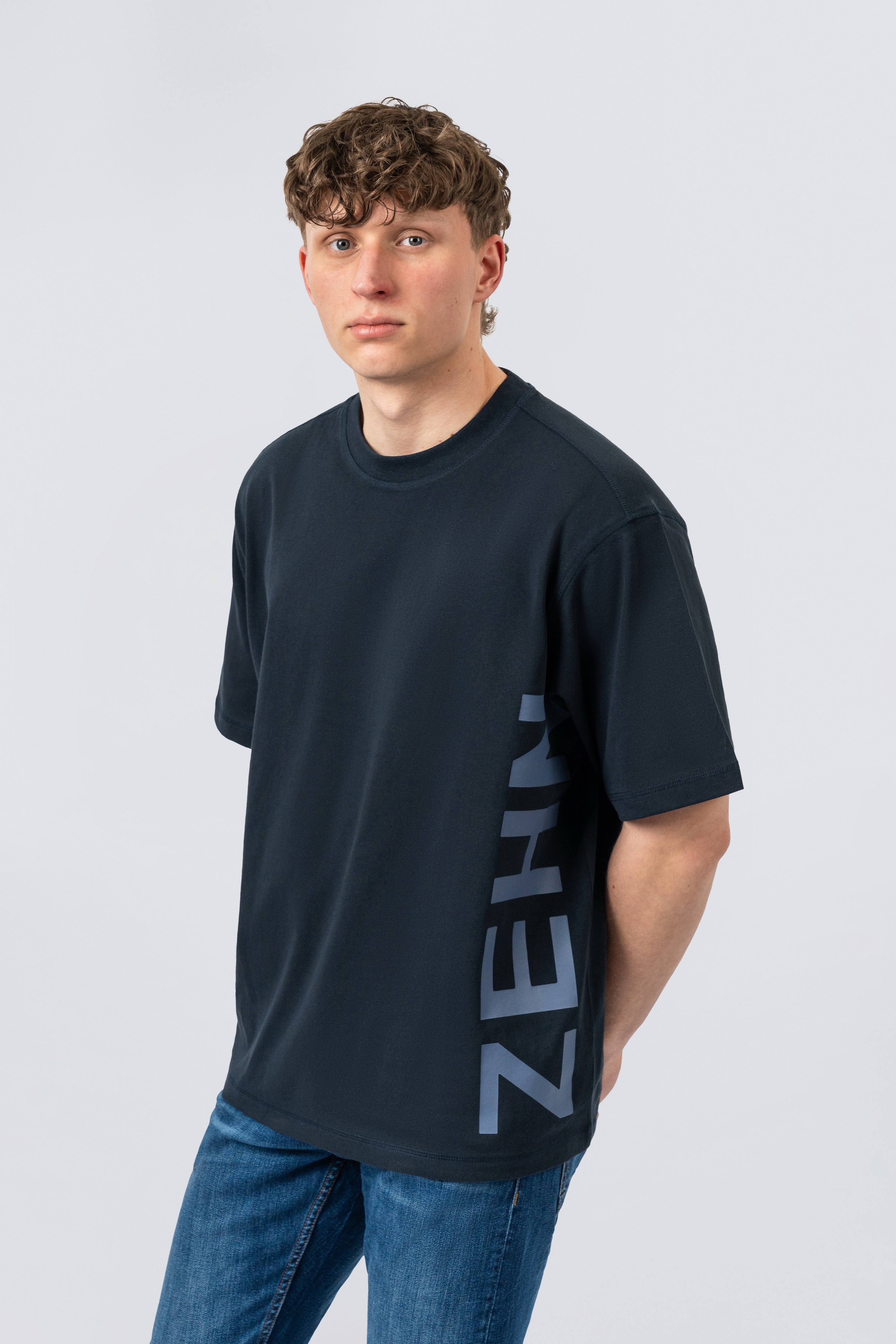 ZEHN Forge Crafted oversized T-Shirt