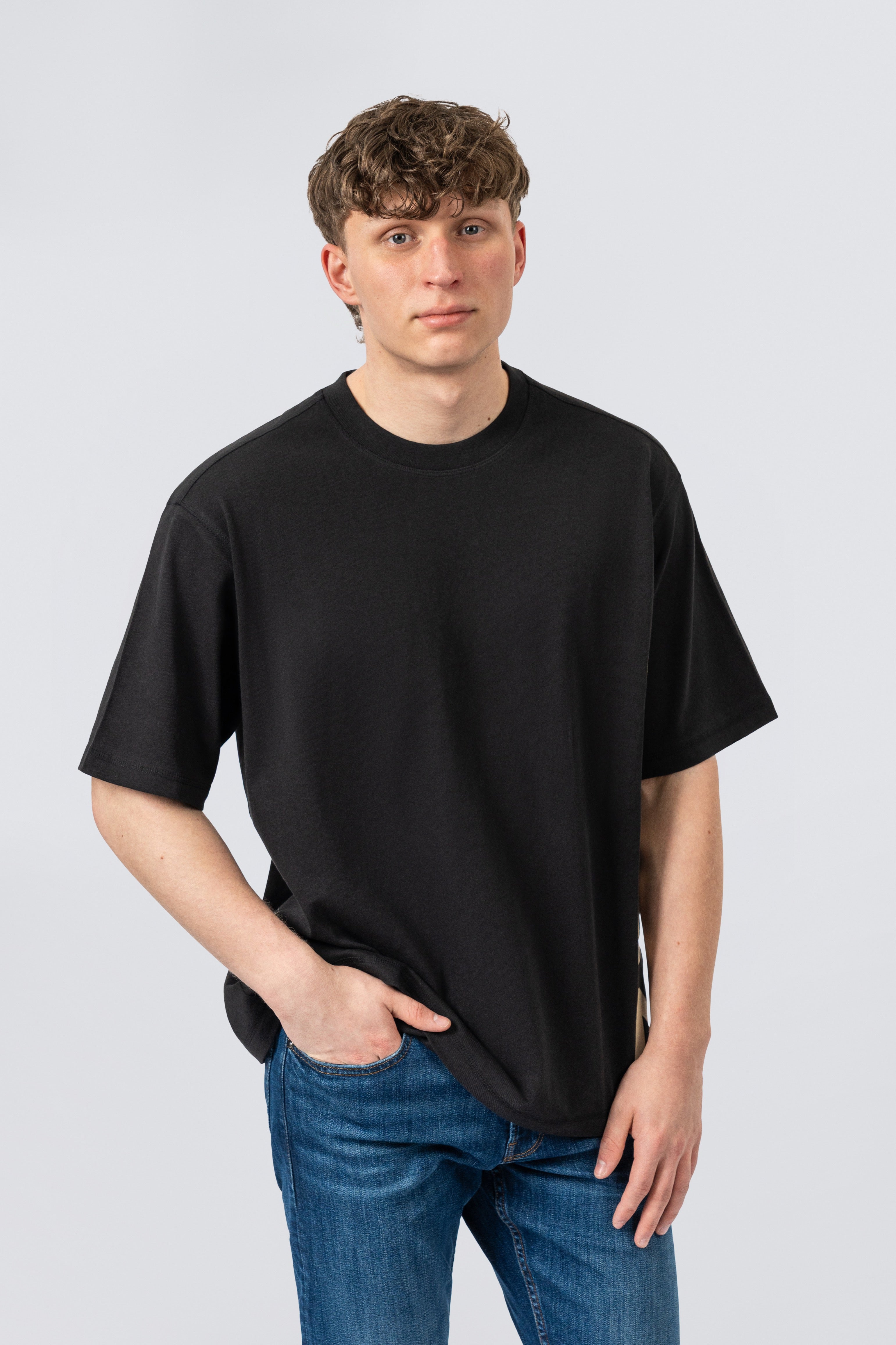 ZEHN Forge Crafted oversized T-Shirt