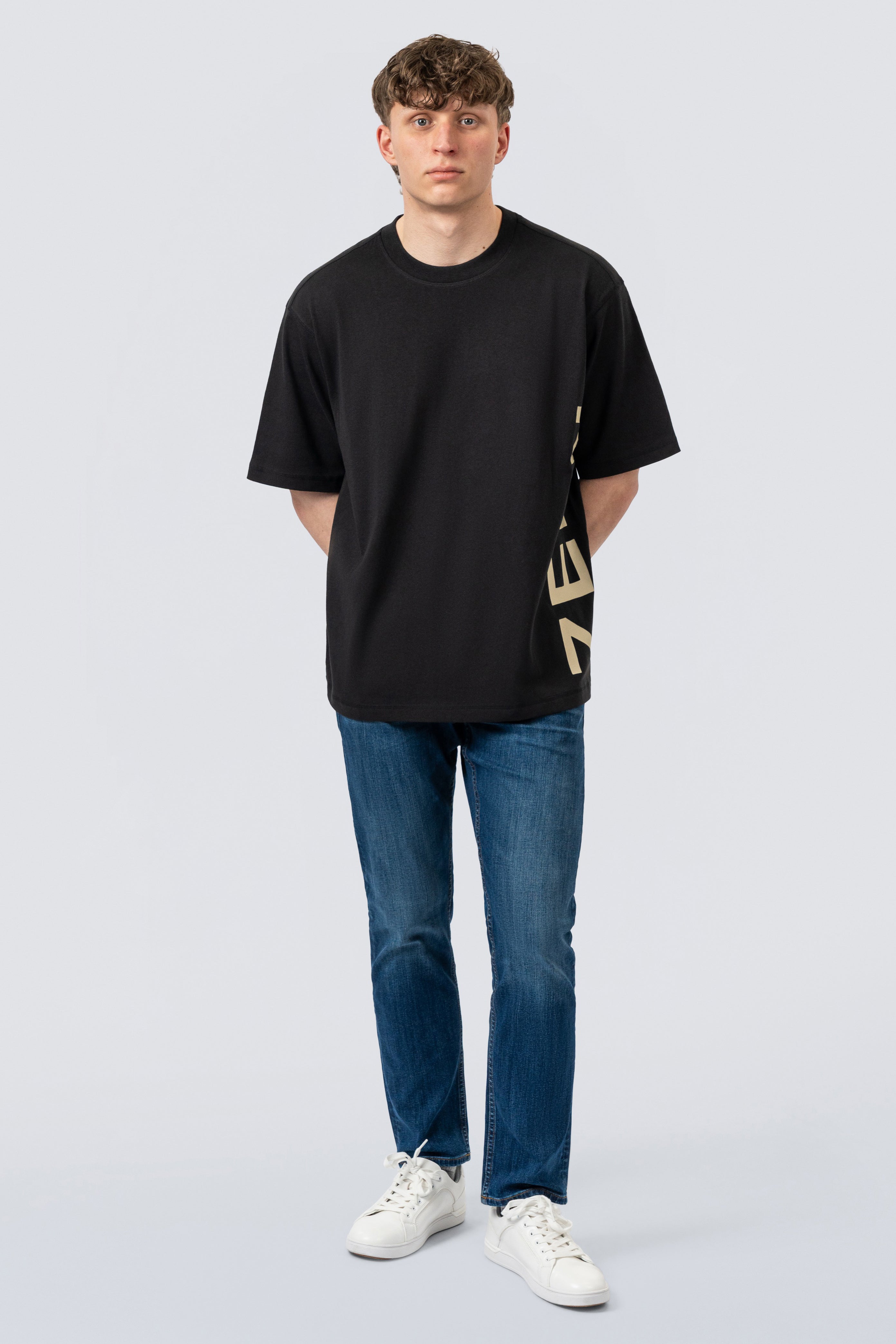 ZEHN Forge Crafted oversized T-Shirt