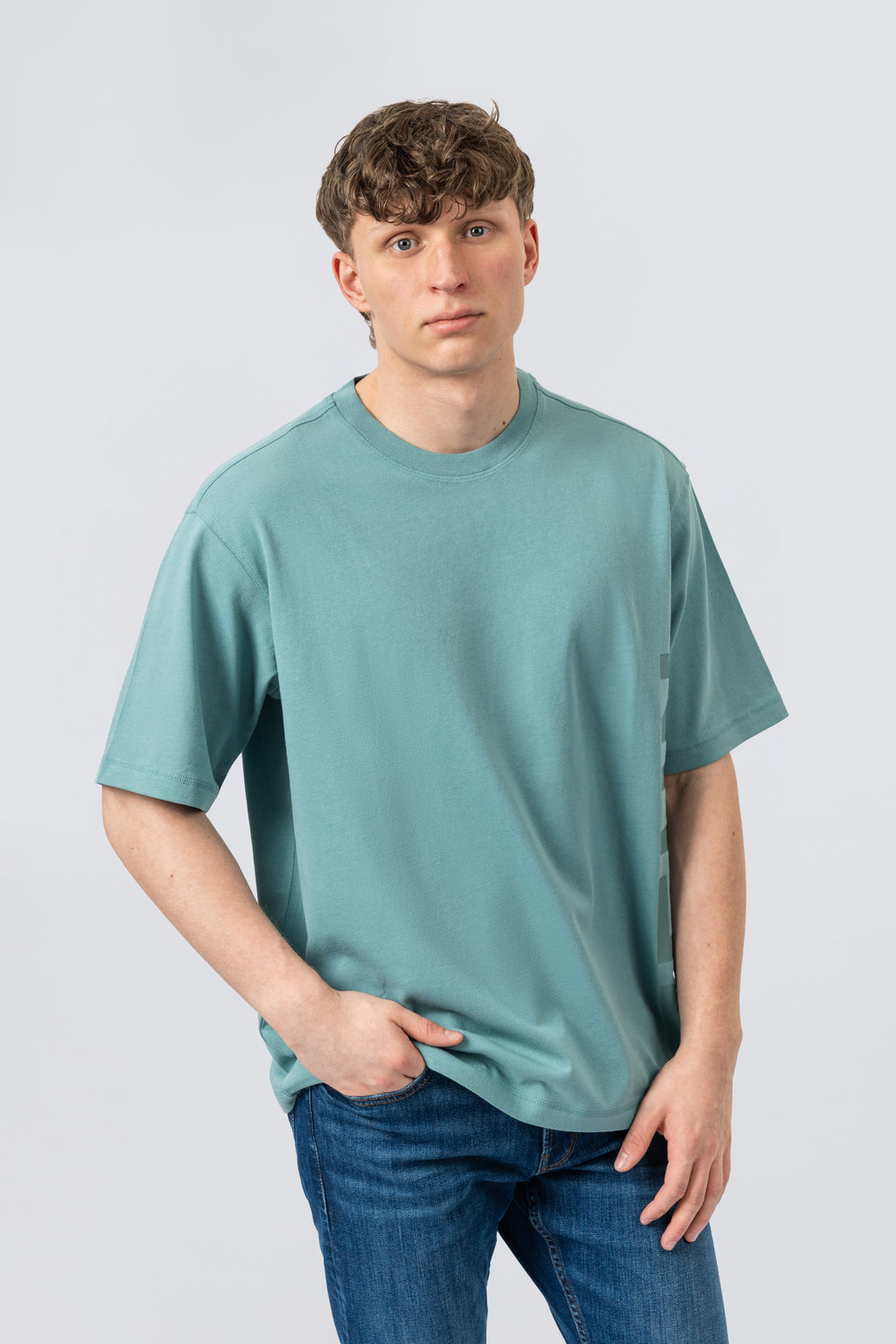 ZEHN Forge Crafted oversized T-Shirt