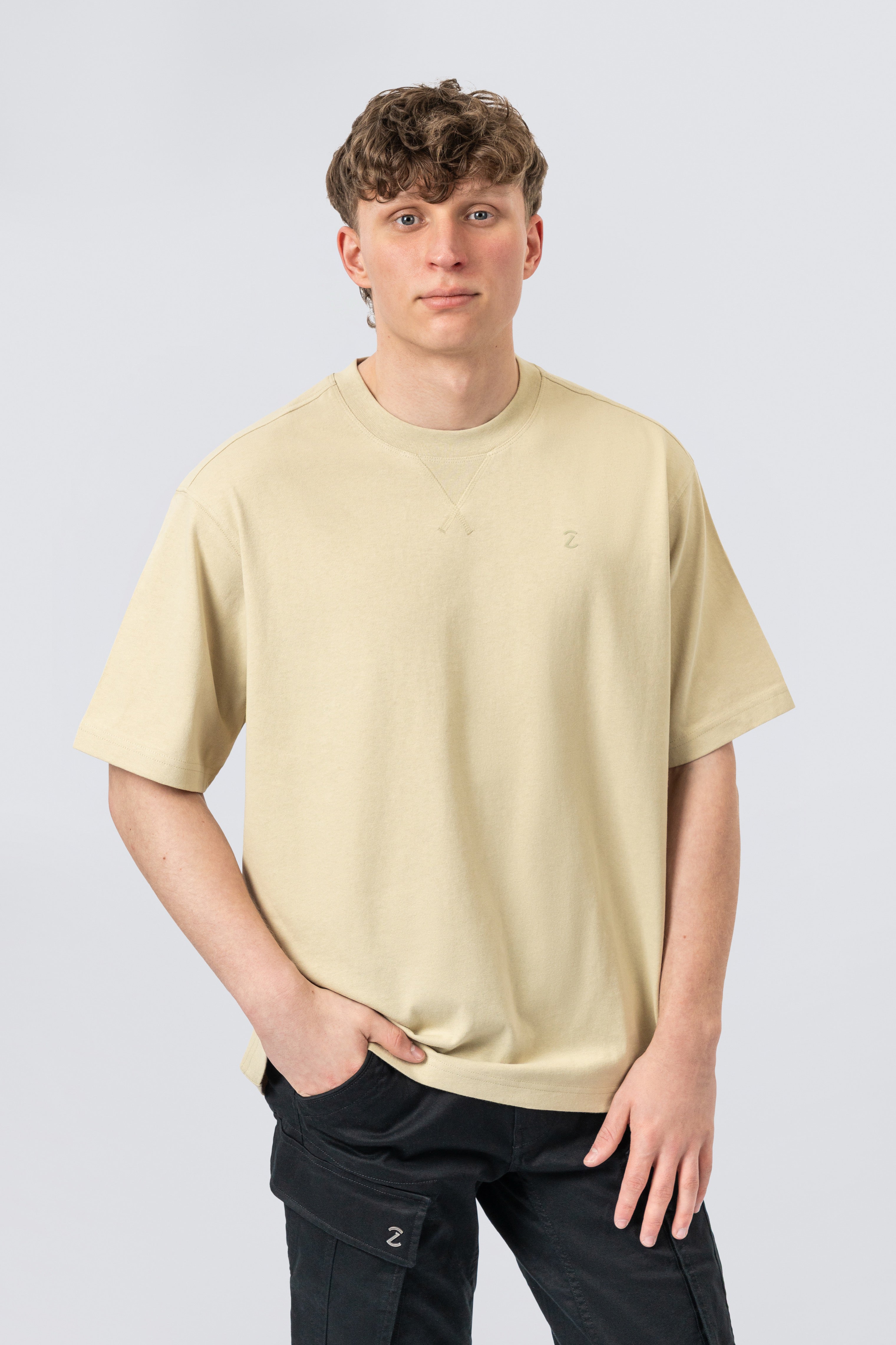 ZEHN Vector - Oversized Herren T-Shirt aus 100% Baumwolle