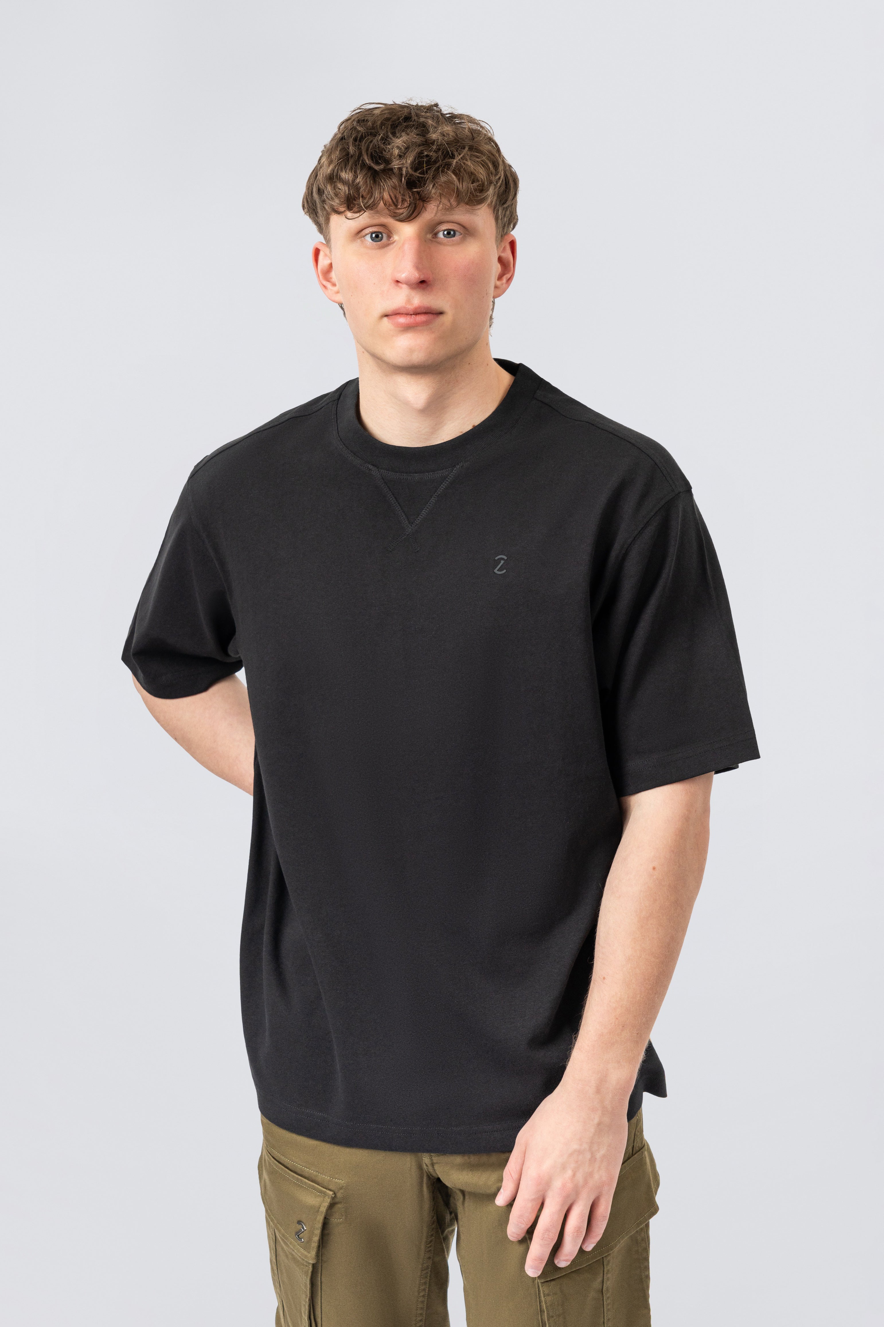 ZEHN Vector - Oversized Herren T-Shirt aus 100% Baumwolle