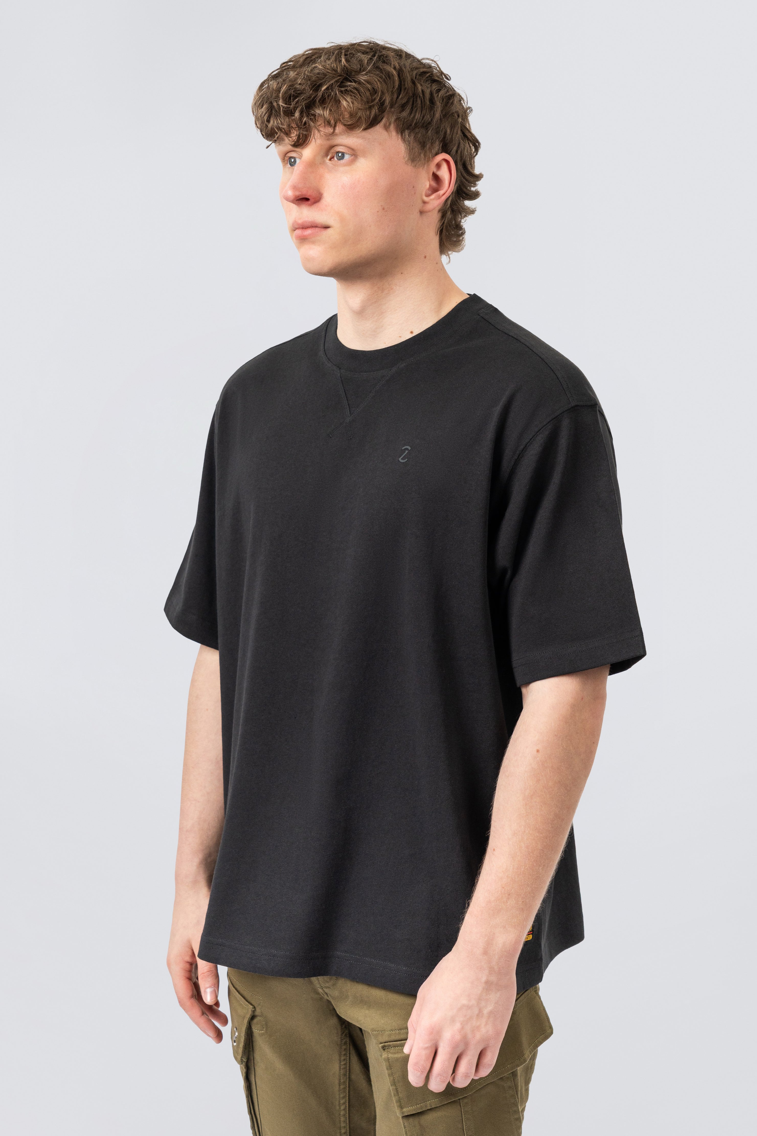 ZEHN Vector - Oversized Herren T-Shirt aus 100% Baumwolle