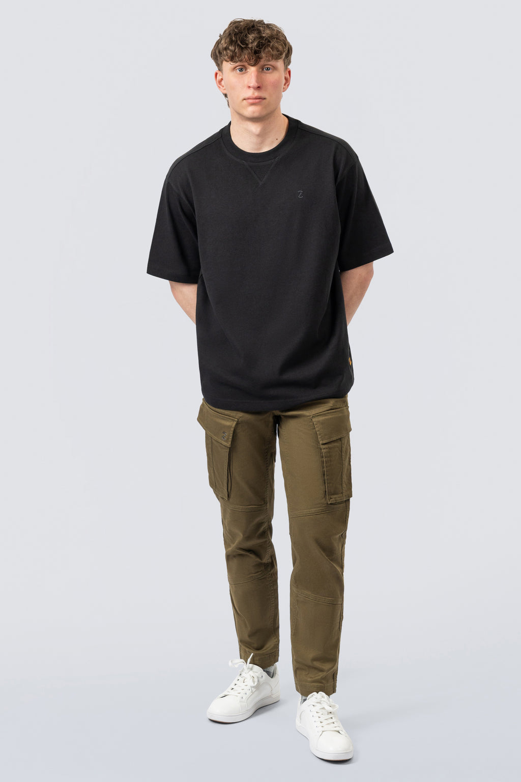 ZEHN Vector - Oversized Herren T-Shirt aus 100% Baumwolle